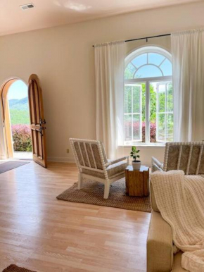 Elegant Italian Villa Smoky Mountain National Park